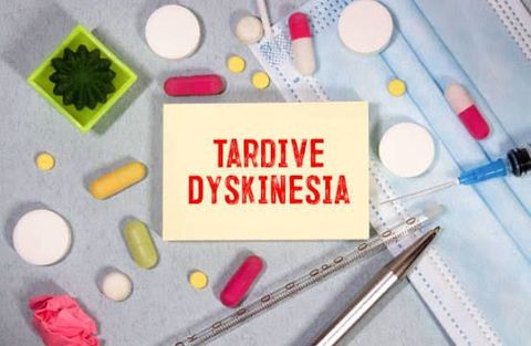 Movement Disorder Medications Explained: Types, Uses, Treatment Approaches & Neurology Insights